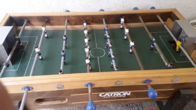 Taca taca de madera Catron en buen estado - miniatura 1