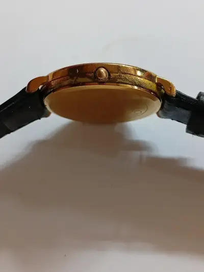 Reloj Longines de oro con correa de cuero - miniatura 3