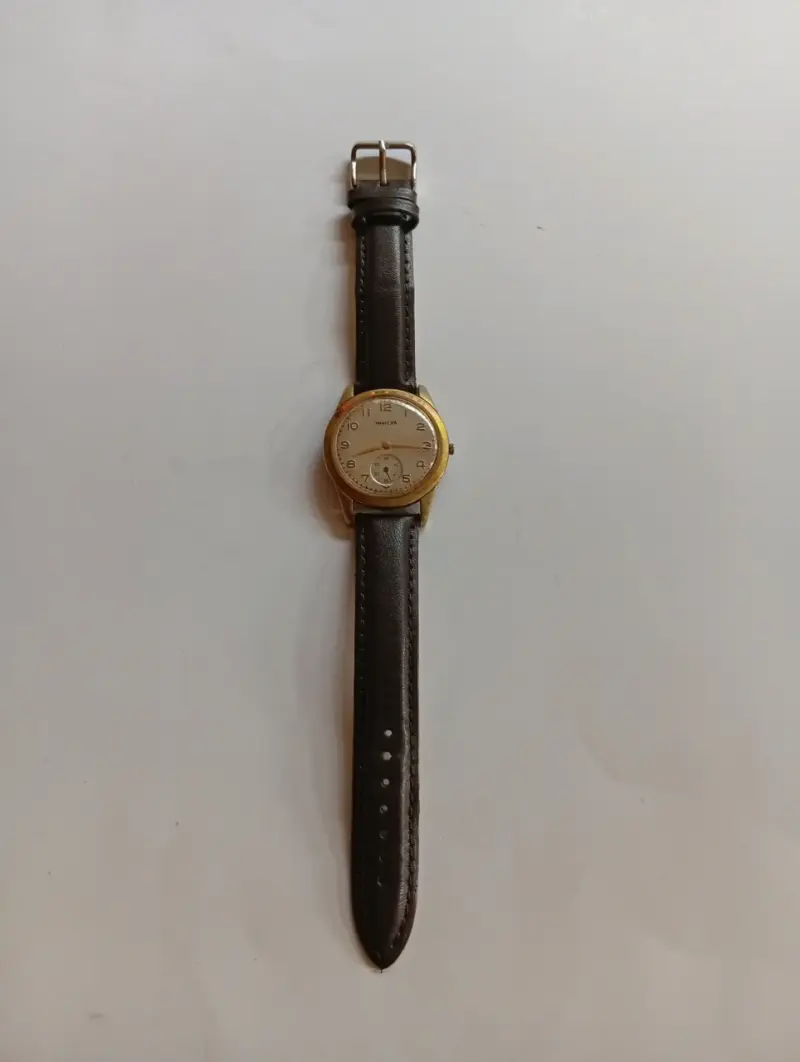 Reloj de pulsera Invicta vintage con correa de cuero - 5