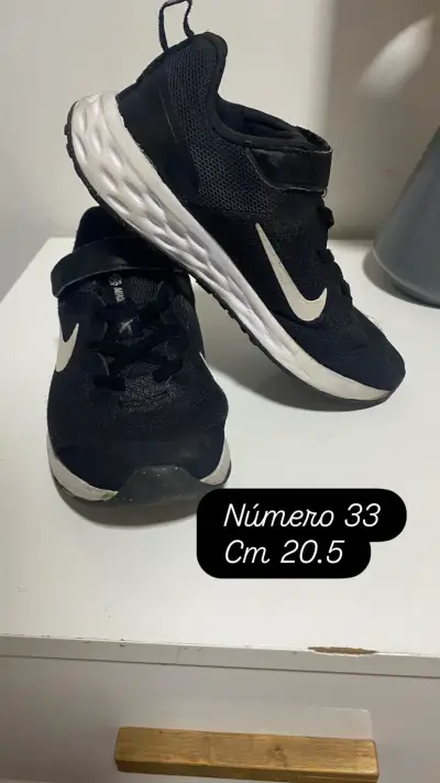 Zapatillas deportivas negras para niños talla 33 - miniatura 1