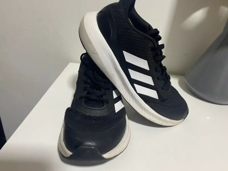 Zapatillas deportivas negras para niños talla 33 - 2