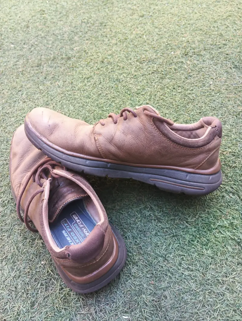 Zapatos casuales de cuero para hombre Skechers - 1