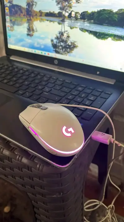 Mouse gamer Logitech G203 - miniatura 2