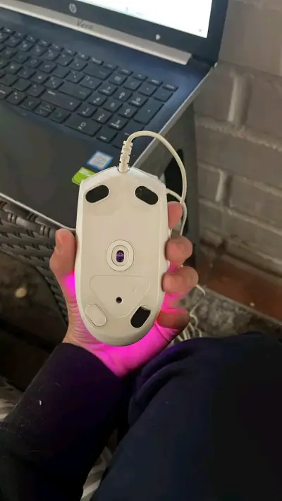 Mouse gamer Logitech G203 - miniatura 4