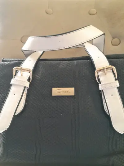 Bolso de mano negro con asas blancas Gacel - miniatura 2