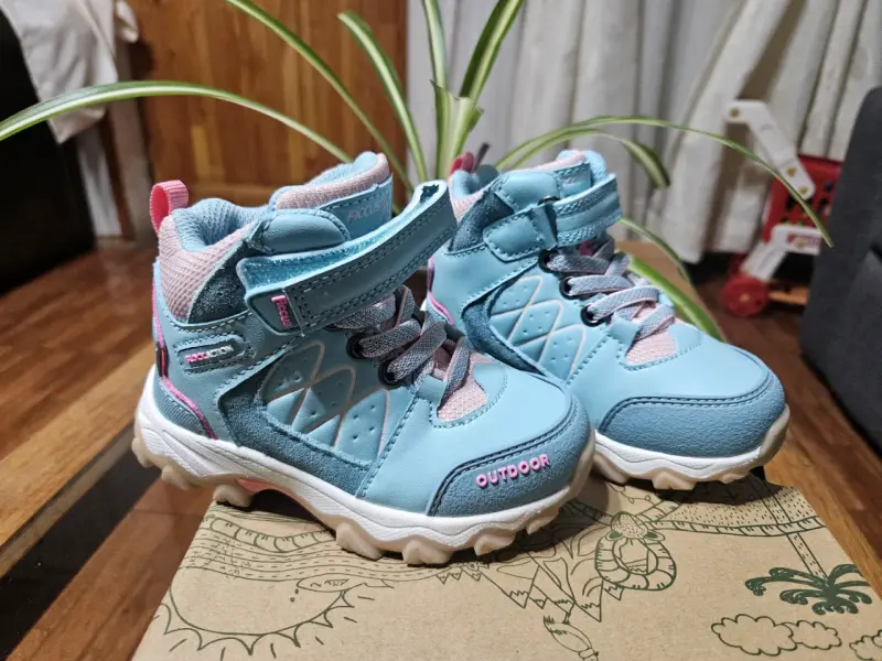 Zapatilla impermeable n°24 niña - 2