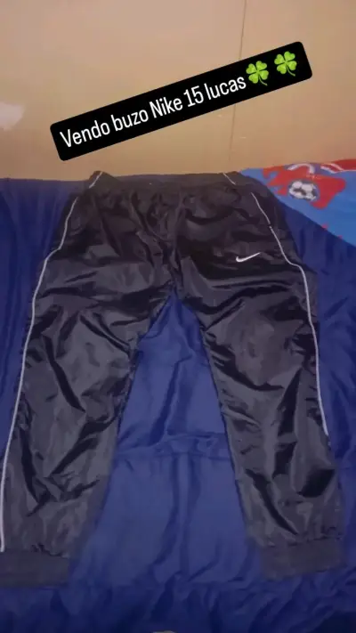 Pantalón deportivo Nike negro nuevo - miniatura 1