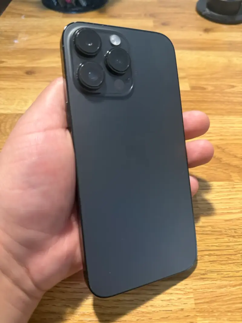 iPhone 14 Pro Max - 4
