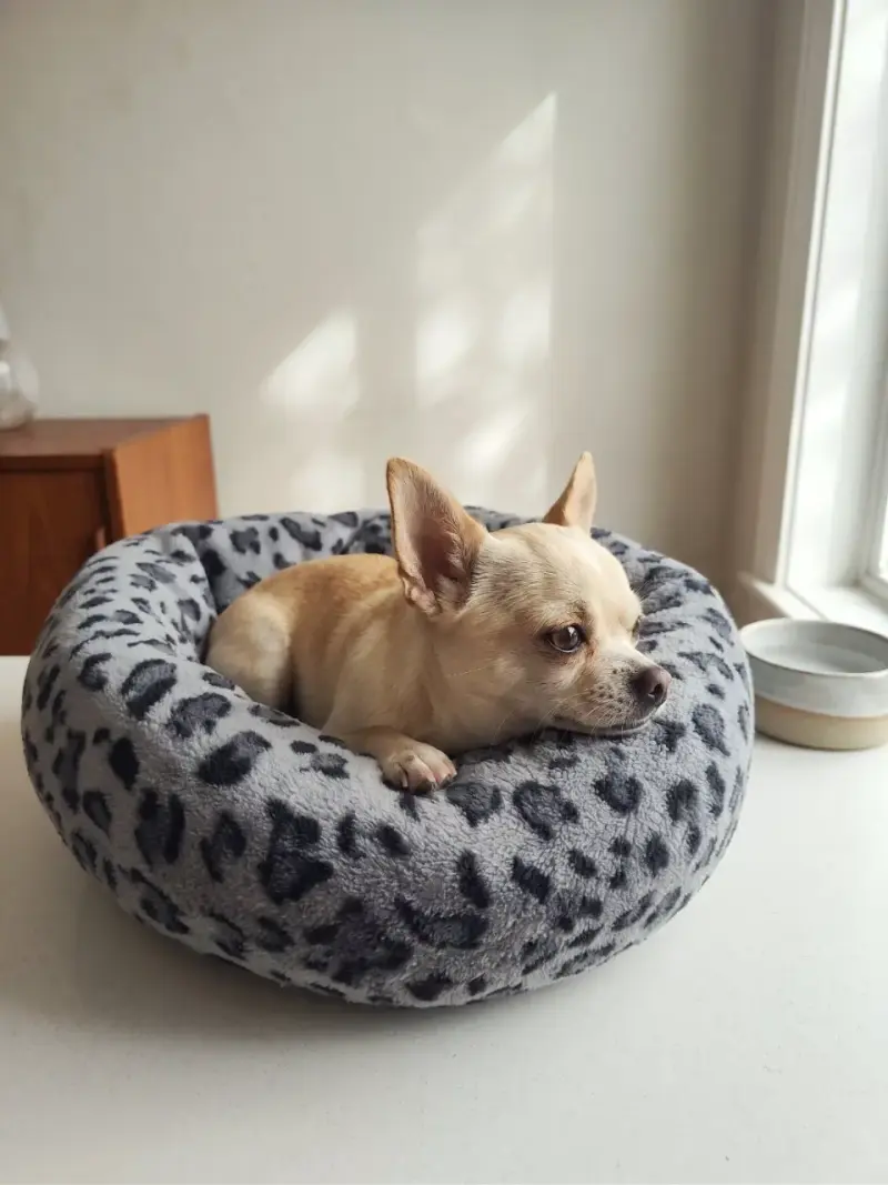 Cama de  polar acolchada para mascotas