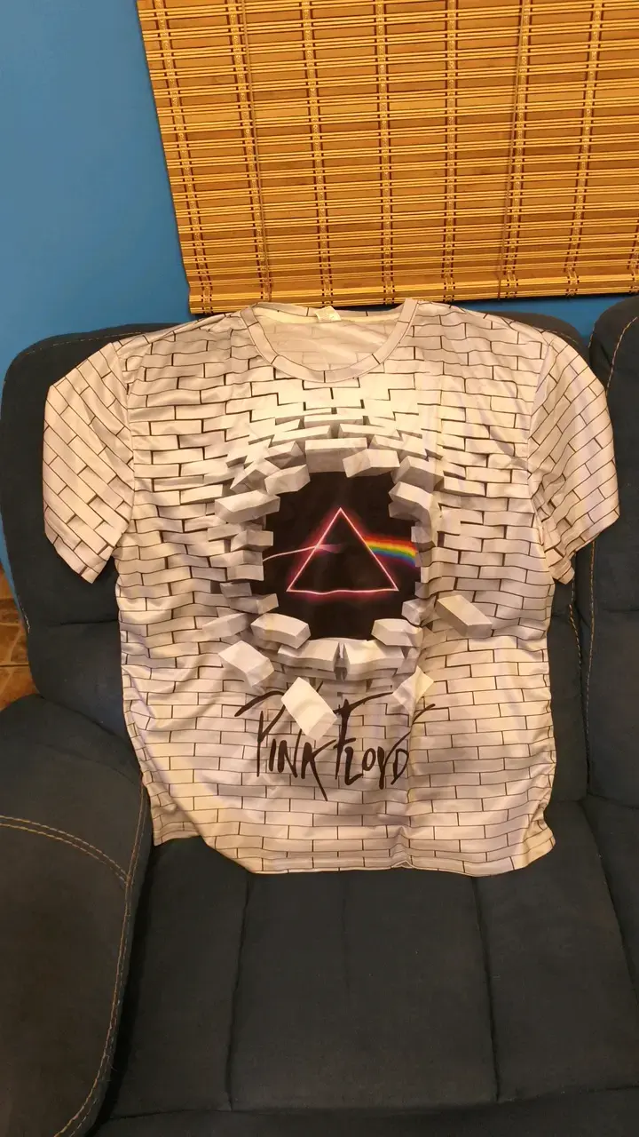 Polera Pink Floyd con diseño de The Wall 3D - 2
