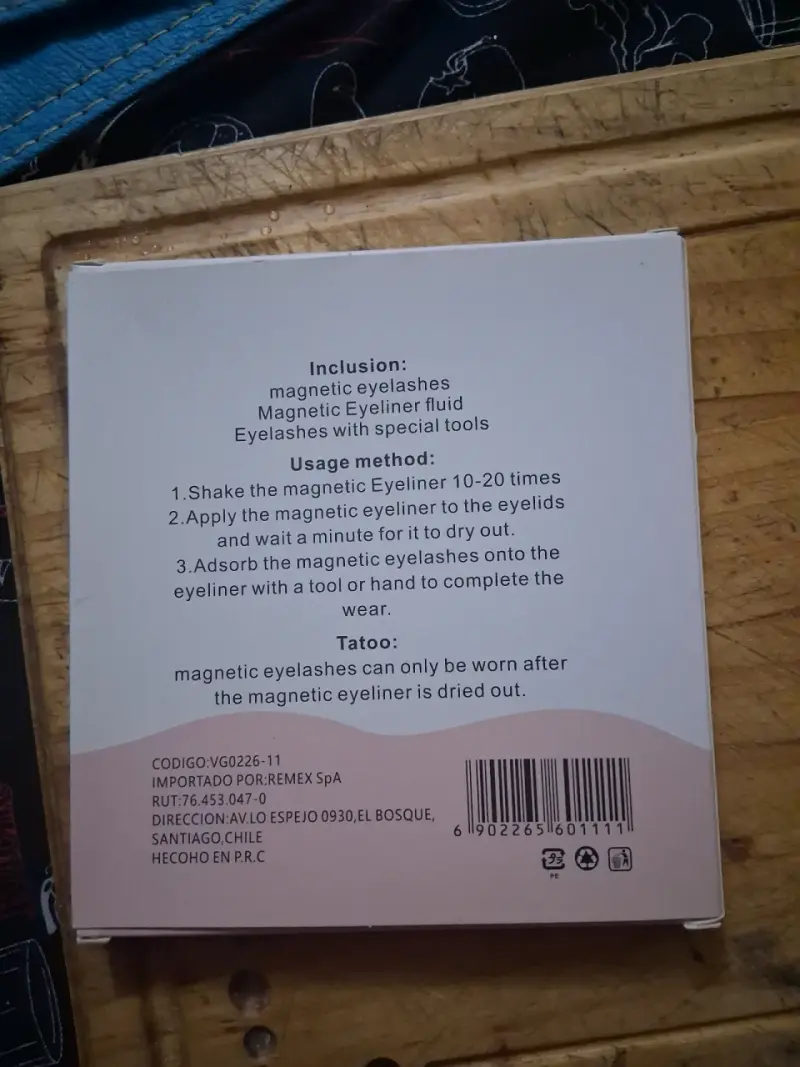 Set de Pestañas Magnéticas con Delineador - 3
