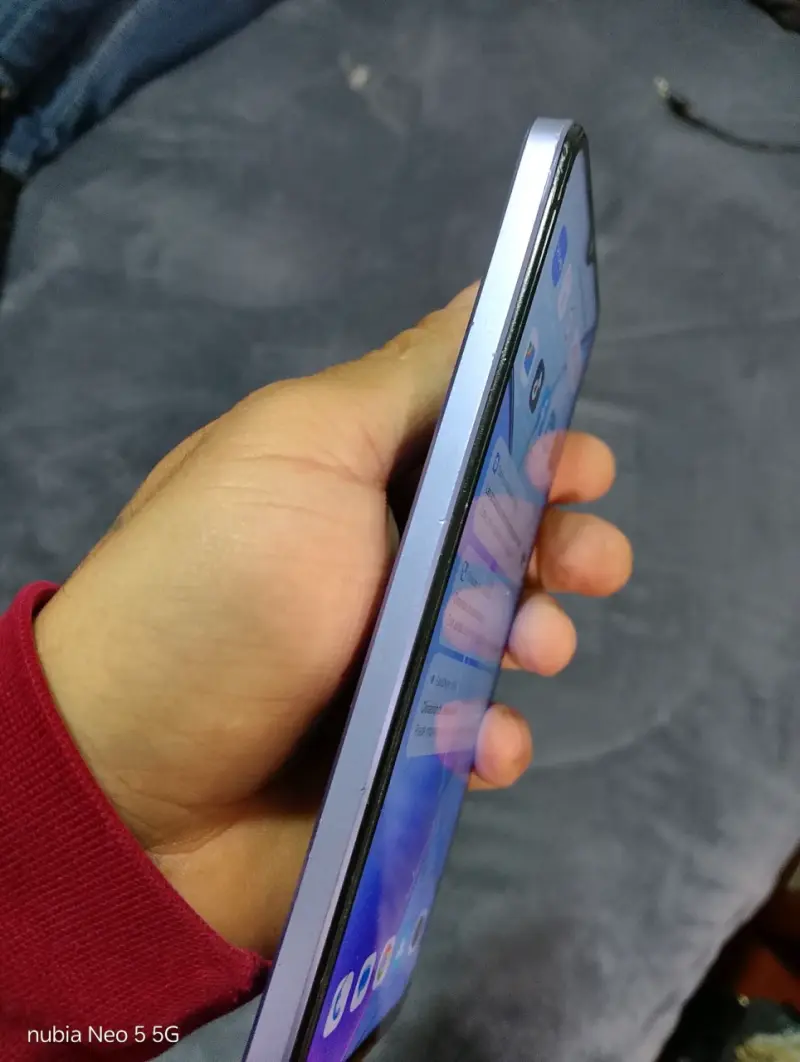 Smartphone vivo y17s con detalles - 2