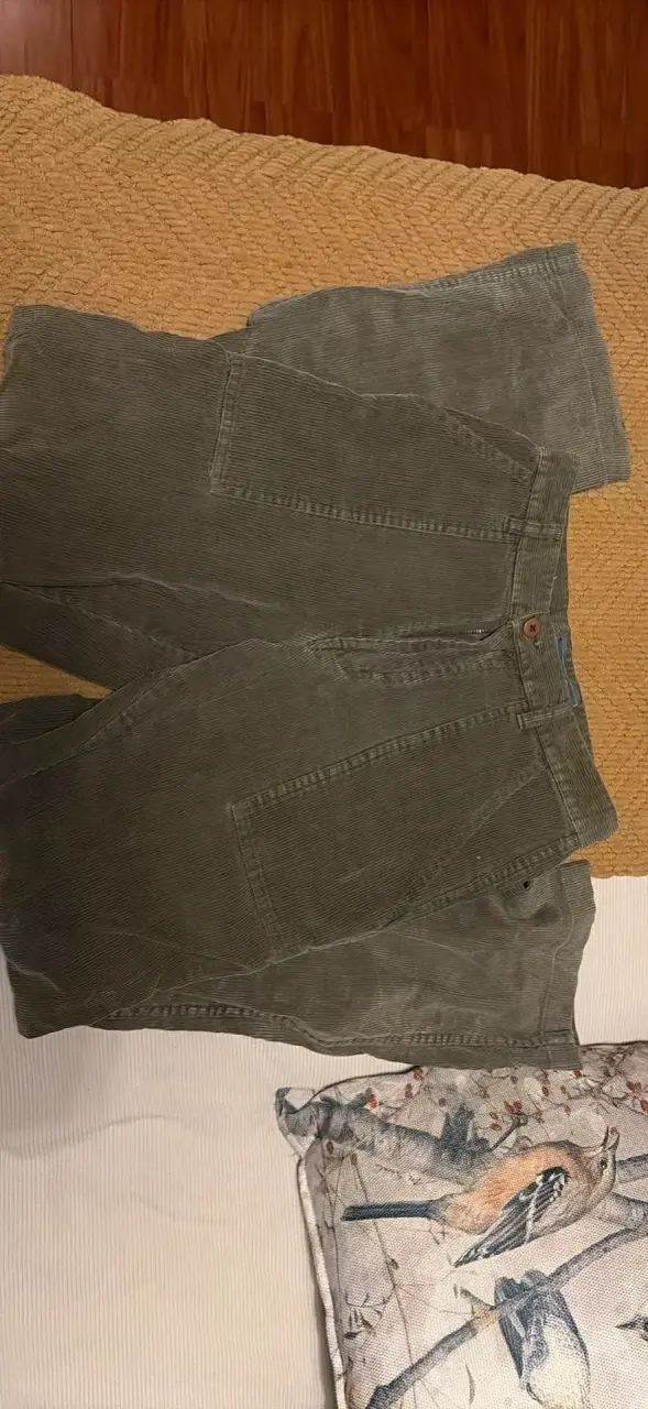 Pantalones de cotele verdes old navy talla 34-36 - 4