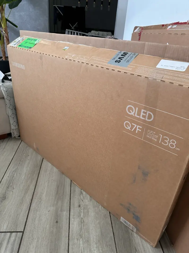 Televisor Samsung QLED 55 pulgadas Q7FA - 2