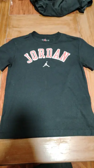 Polera Jordan negra talla M - miniatura 1