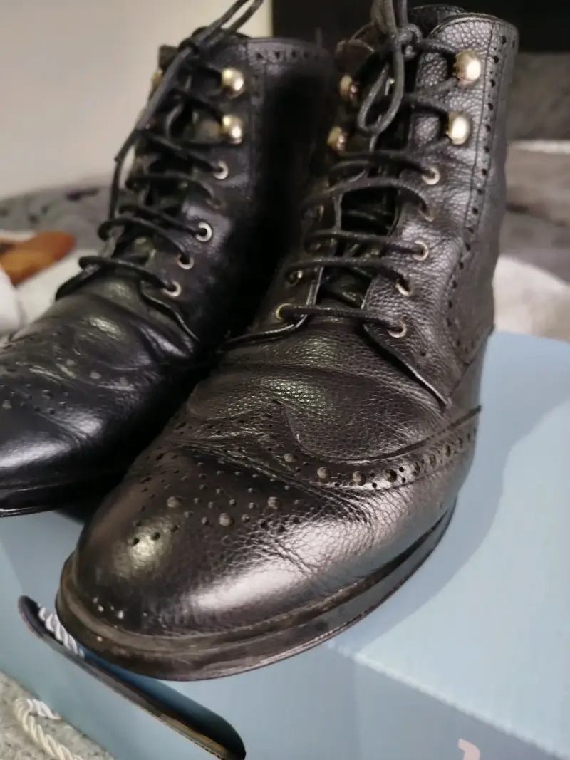 Botines de cuero negro para mujer con diseño elega - 6