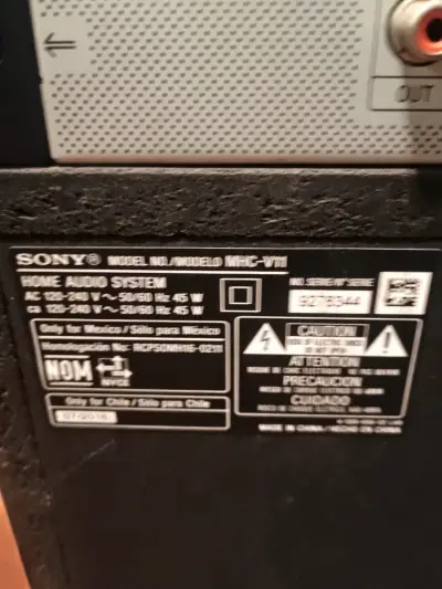 Parlante Sony con control remoto - miniatura 3