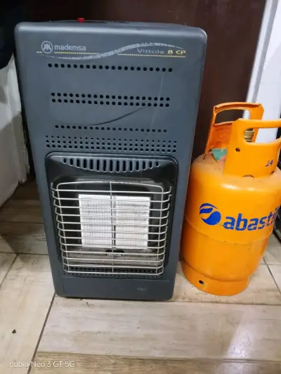 Estufa a gas Mademsa + cilindro 5kg - miniatura 1