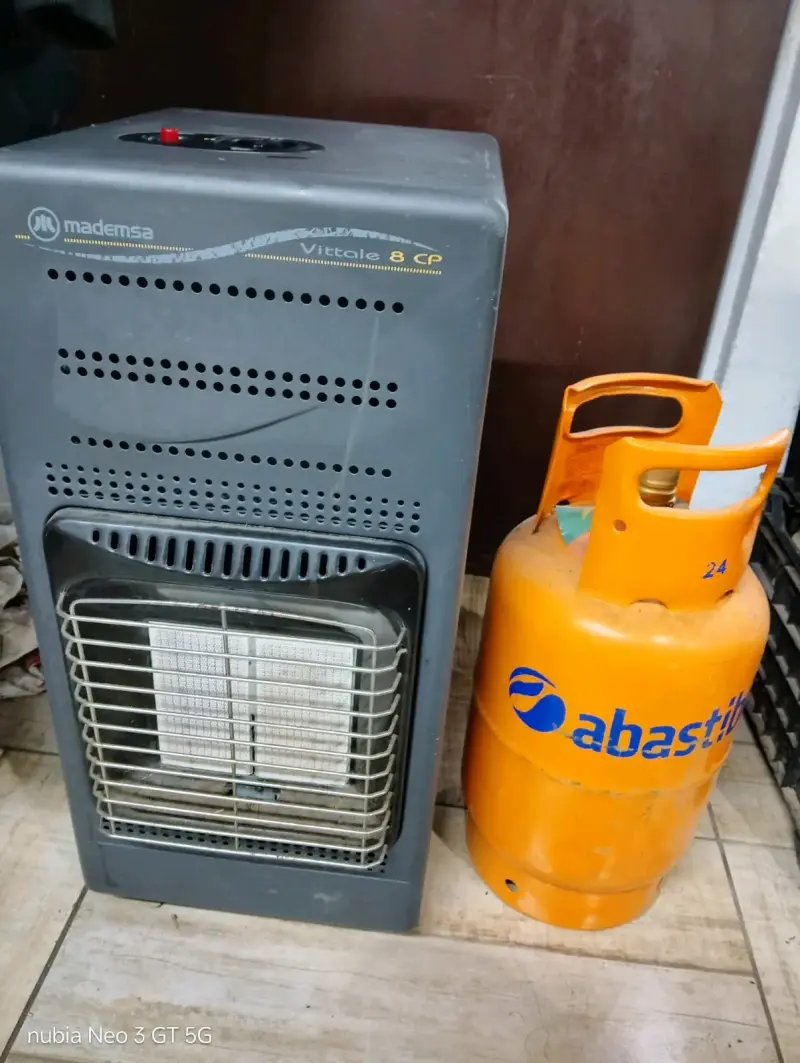 Estufa a gas Mademsa + cilindro 5kg - 2
