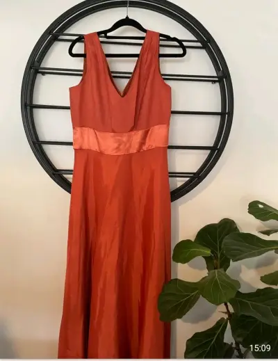 Vestido largo sin mangas color coral - miniatura 1