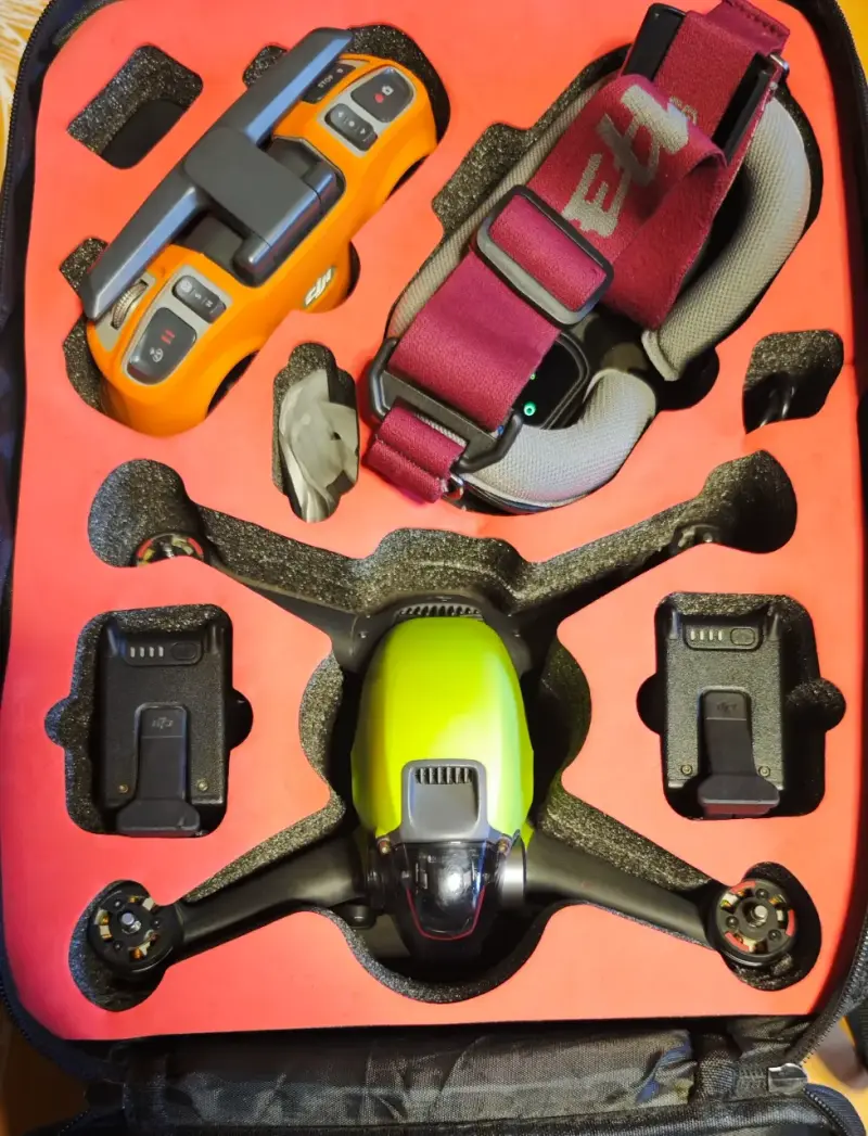 Drone DJI FPV con control y gafas - 2