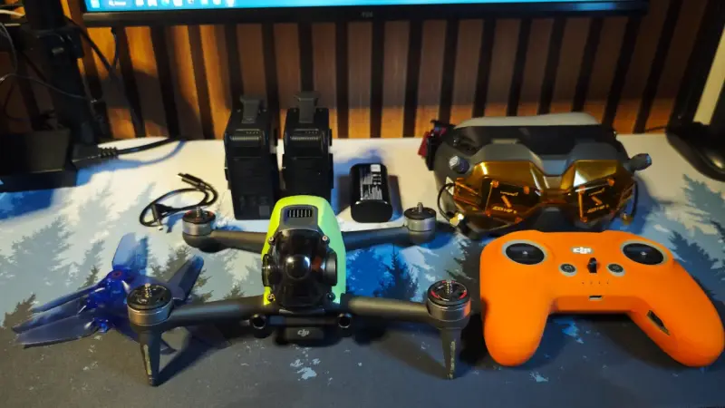 Drone DJI FPV con control y gafas - 5