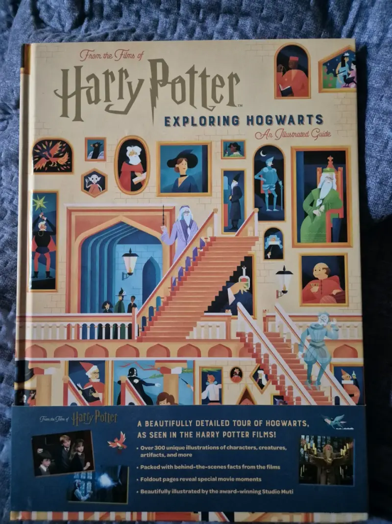 Libro ilustrado Harry Potter: Explorando Hogwarts