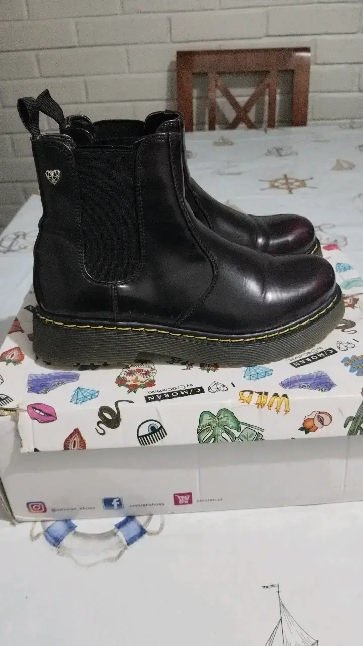 Botines de cuero burdeo con suela gruesa - 2
