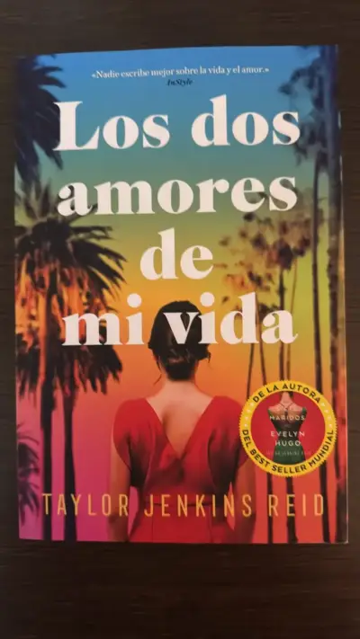 Libro 'Los dos amores de mi vida' de Taylor Jenkins Reid - miniatura 1
