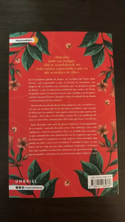 Libro 'La Maldición de June Farrow' de Adrienne Young - miniatura 2