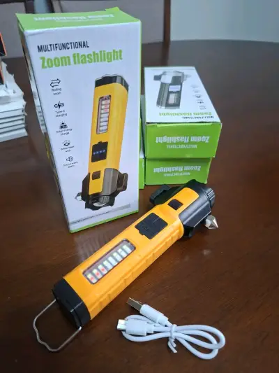 Linterna de emergencia recargable con zoom - miniatura 1