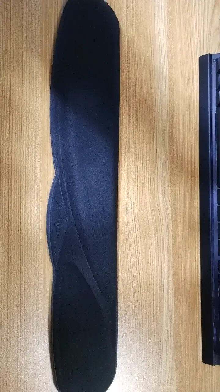 Reposamuñecas ergonómico Kensington negro - 1