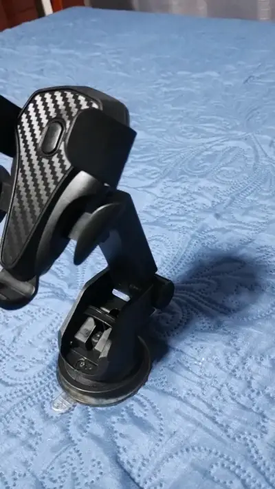 Soporte para celular de auto con ventosa - miniatura 2
