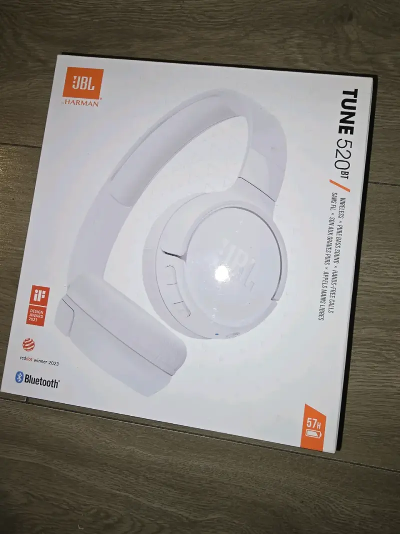 Audífonos Bluetooth JBL Tune 520BT - 57 horas dura - 2