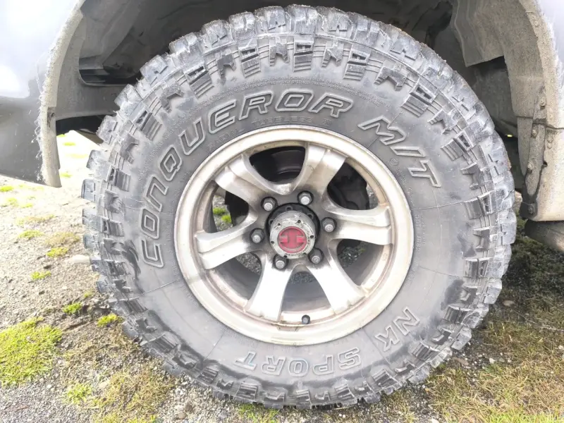 Camioneta SUV SsangYong Musso 4x4 Negra - 2