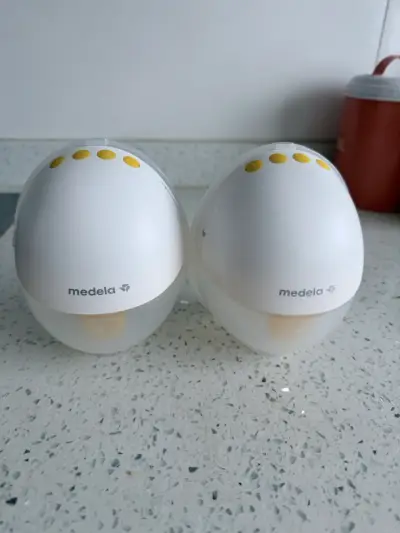 Extractor de Leche Doble Medela Motion InBra - miniatura 1