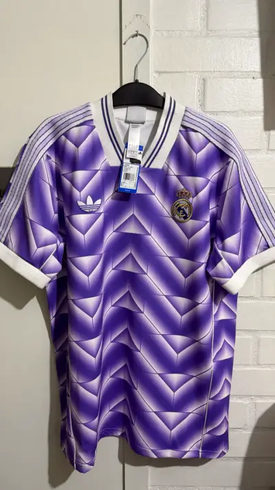 Camiseta Adidas Real Madrid Morada Retro - miniatura 1
