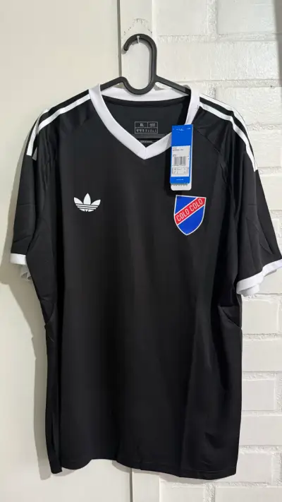 Camiseta Negra Adidas Colo Colo XL - miniatura 1