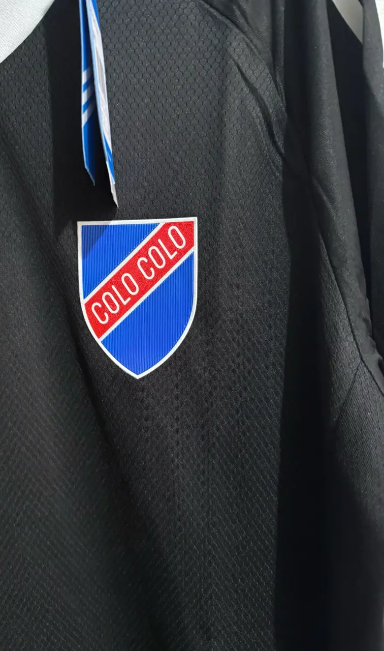 Camiseta Negra Adidas Colo Colo XL - 4