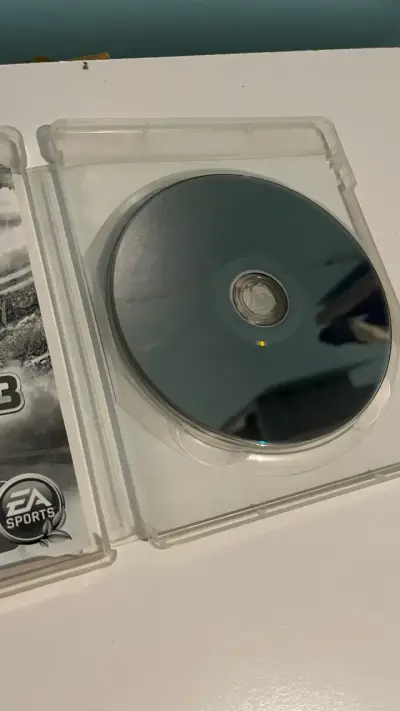 Fifa 13 PS3 - miniatura 3