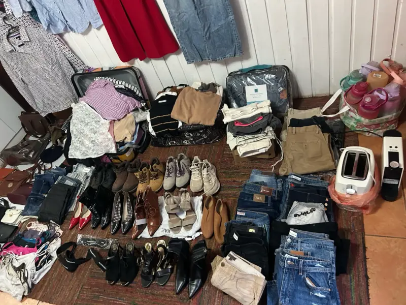 Lote de ropa y calzado variado para mujer