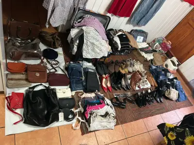 Lote de ropa y calzado variado para mujer - miniatura 2