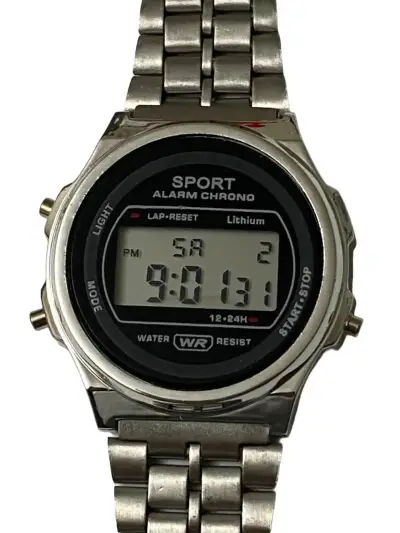 Reloj digital deportivo con cronómetro y alarma - miniatura 3