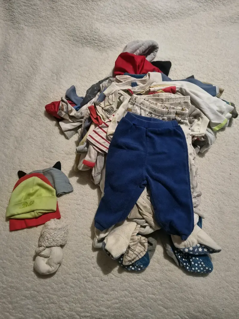 Lote ropa bebé 3 a 12m,50 prendas,excelente estado - 1