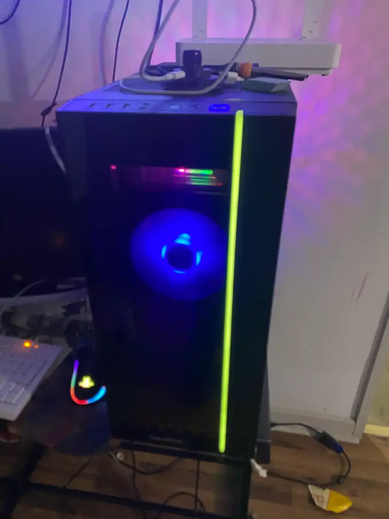 Pc i3 12100 con XFX RX70, 512 gb nvme, fuente 600 - 4