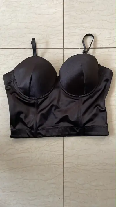 Vestido de baño blanco con diseño fruncido - miniatura 2