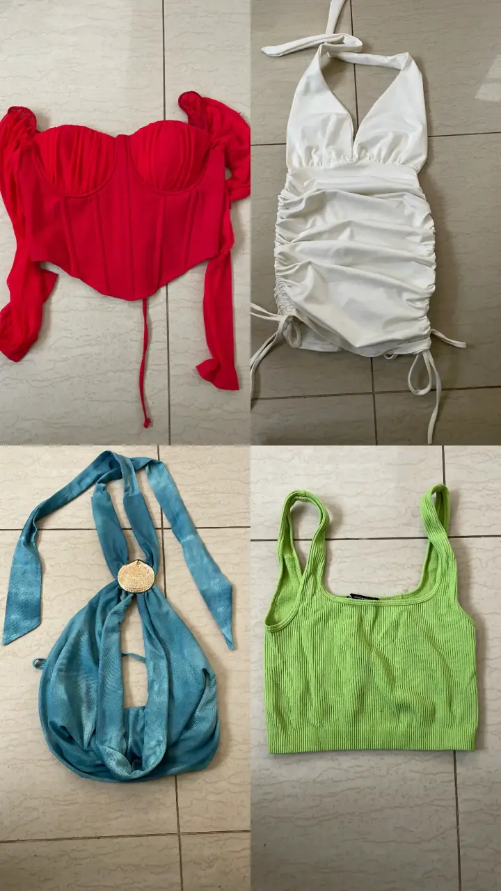 Vestido de baño blanco con diseño fruncido - 5