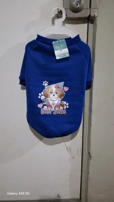 Polera para perro azul con diseño de cachorro - miniatura 1