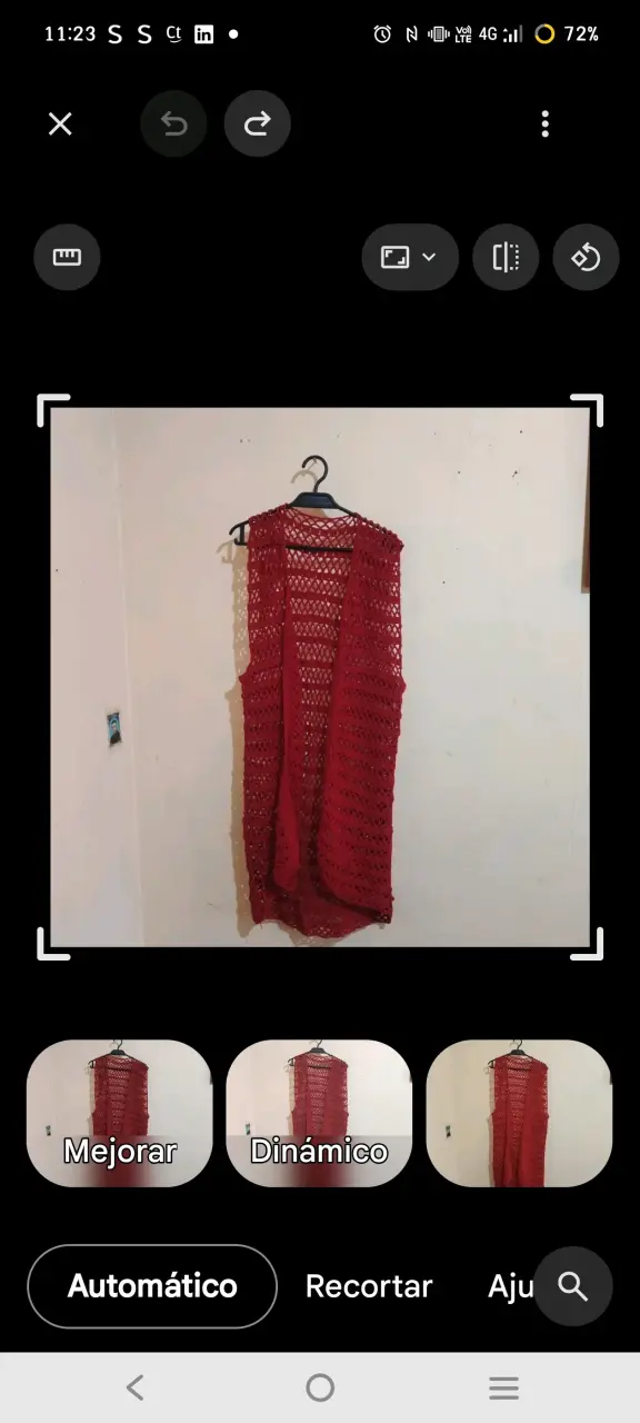 Cartera roja de cuero con correa ajustable - 1