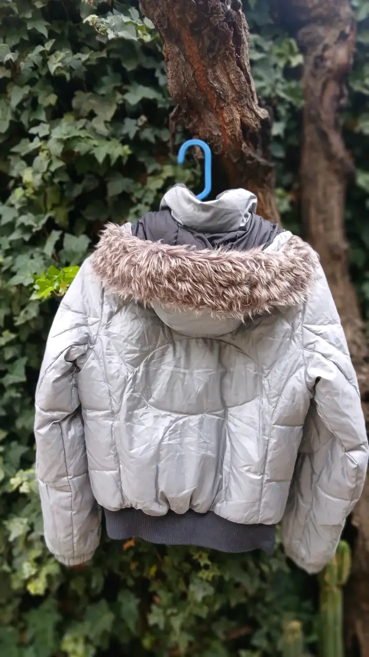 Parka North Face, plateada. Talla S. Largo 45 cm. - 4